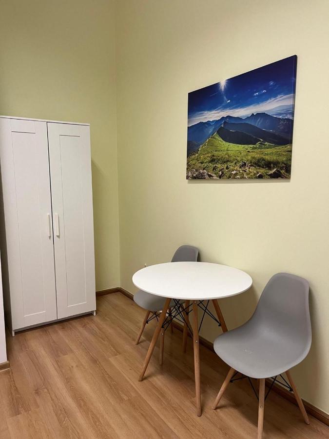 Batorego Lovely Rooms Krakau Exterior foto